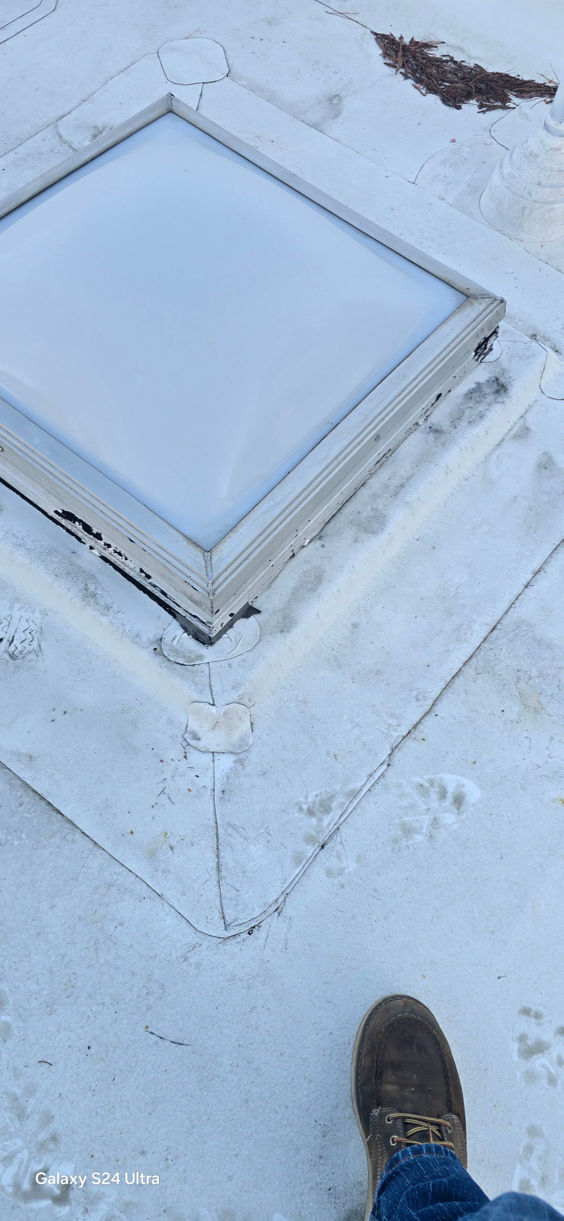 Gallery photos for Ensuring Home Safety with a Detailed TPO Roof Inspection: Image #3